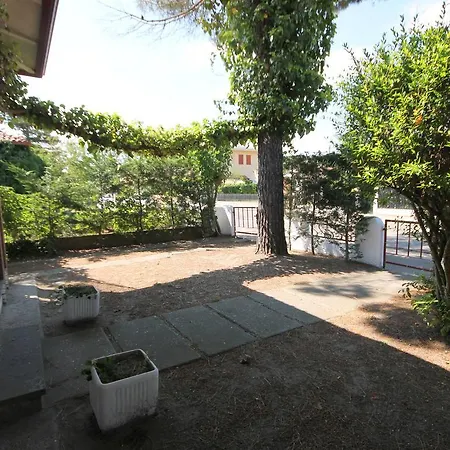 Attractive Holiday In Lido Di Volano With Beach Nearby Dom wakacyjny Lido delle Nazioni